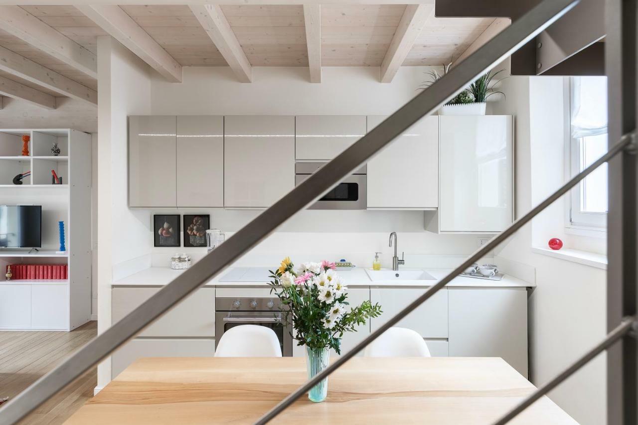 Appartamento Rossini By Holiday Solutions Como Exterior foto
